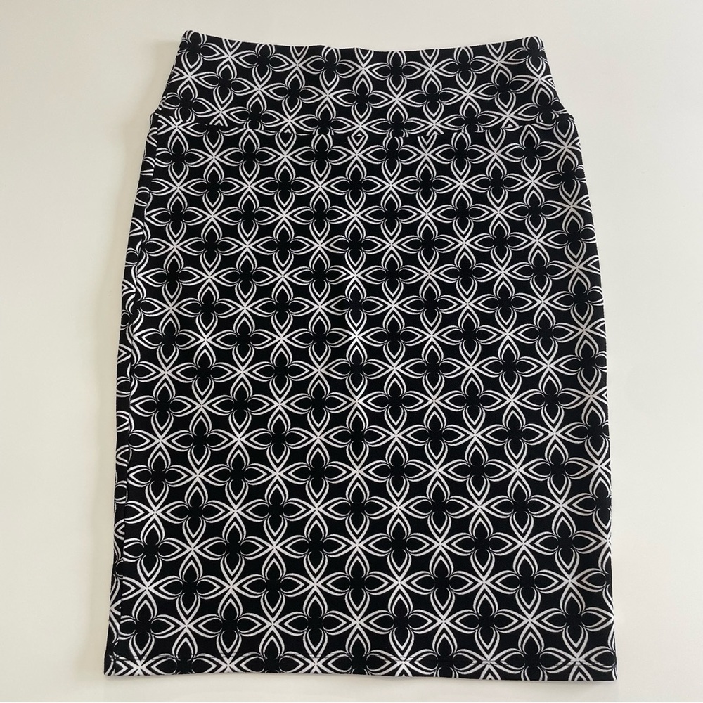 LuLaRoe Floral Geometric Black and White Stretchy Wide Band Waist Pencil Skirt